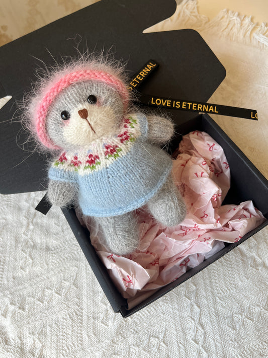 Hand-Knitted Plush Doll – Teddy the Cozy Bear